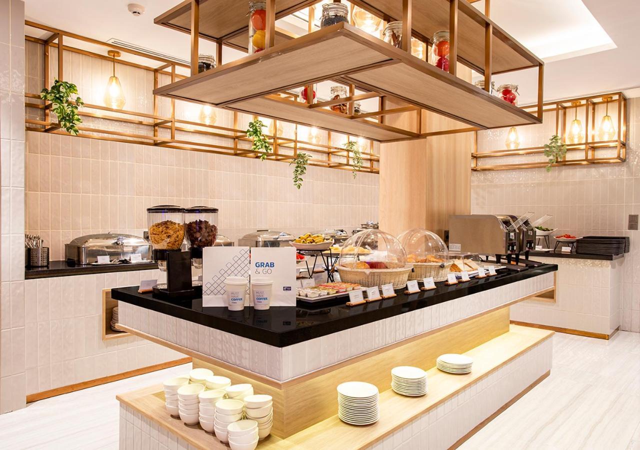 Holiday Inn Express & Suites Bangkok Central Pier By Ihg Banguecoque Exterior foto