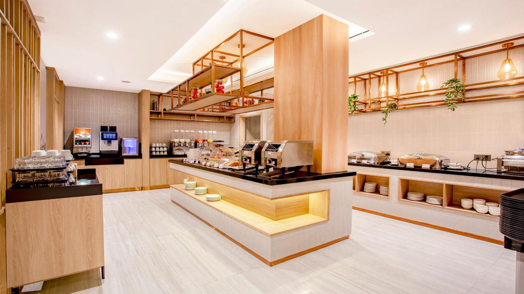 Holiday Inn Express & Suites Bangkok Central Pier By Ihg Banguecoque Exterior foto