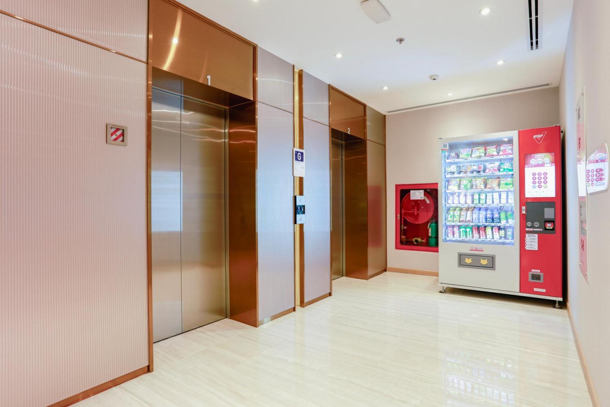 Holiday Inn Express & Suites Bangkok Central Pier By Ihg Banguecoque Exterior foto